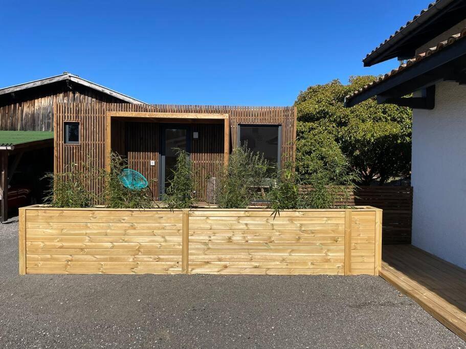 Le Lodge Belin-Beliet Exterior photo